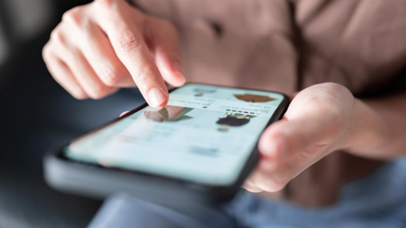 Valóban, a vámháború igazi nyertesei lehetnek meglepő módon. Az Apple számára sokkal sürgetőbb kihívásokat jelent Trump politikája, mint azt elsőre gondolnánk. A Pénzcentrum elemzése rávilágít arra, hogy a technológiai óriásnak sokkal több problémával kel