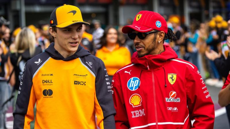 Oscar Piastri kifejezte reményét, hogy a Ferrari egyszer létrehoz egy olyan innovatív visszapillantó tükröt, amely új dimenziókat nyithat meg a versenyzés világában.